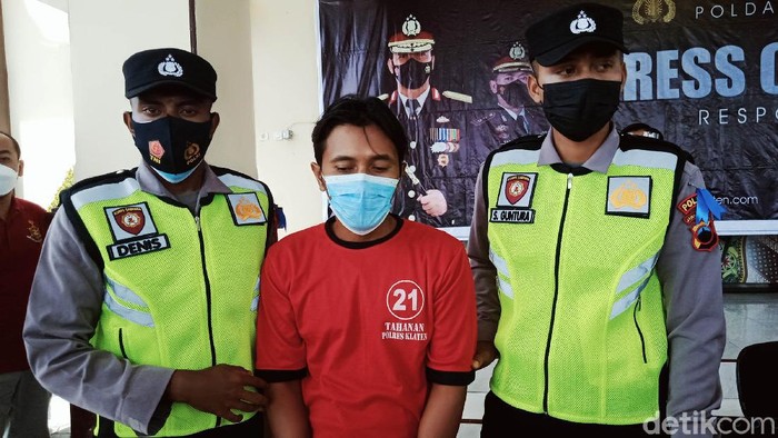 Sat Reskrim Polres Klaten menangkap Fendi Indra Setiawan (31) warga Desa Buntalan, Kecamatan Klaten Tengah, Klaten, Jawa Tengah. Pelaku pencabulan dengan modus begal payudara itu sudah beroperasi di banyak lokasi.