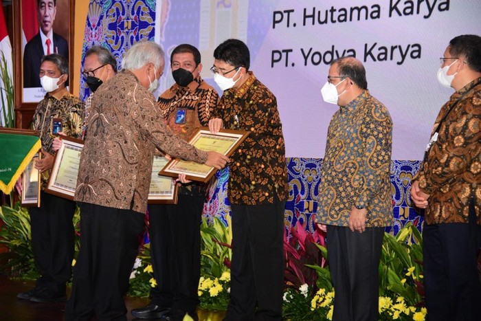 Brantas Abipraya Dapat Penghargaan