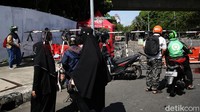 Jika massa ngotot untuk menggelar Reuni 212, Polda Metro Jaya tak akan segan menindak. Kendati demikian, massa Reuni 212 tetap ngotot untuk melanjutkan aksinya.