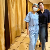 Satu minggu menjalani program, bobotnya sudah turun hingga 2 kg. Konsisten diet dan olahraga, celana jeans yang awalnya kesempitan itu kini sudah bisa dipakai lagi. Foto: Instagram/@cynthia_lamusu