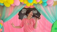 Ibu dua anak ini sangat senang karena kerja keras dalam menjalani program diet selama ini tidak sia-sia. Foto: Instagram