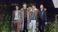 Teaser trailer dibuka dengan penampilan F4 versi Negeri Gajah Putih. Bright Vachirawit memerankan Thyme, Win Metawin sebagai Kavin, Dew Jirawat sebagai Ren, dan Nani Hirunkit sebagai MJ. (Foto: dok. GMMTV)  