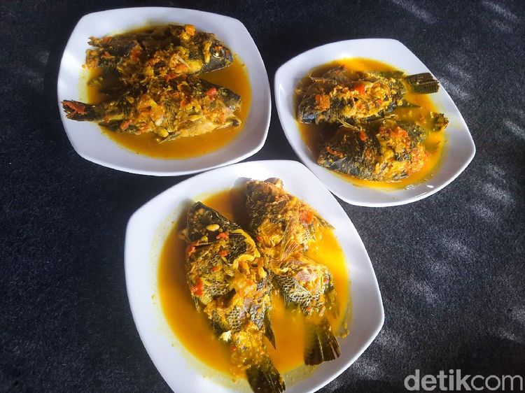 Nikmatnya Ikan Nila Khas Sembalun Berbumbu Kuning Gurih