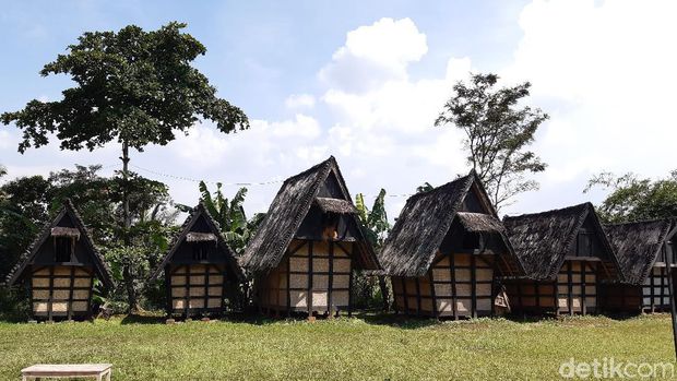 Kampung Budaya Sindang Barang