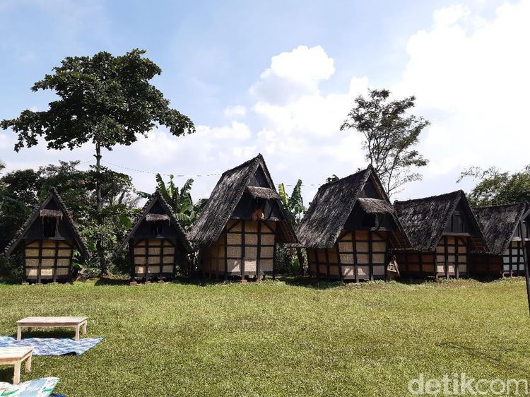 Potret Kampung Budaya Sindang Barang, Berlibur sambil Belajar Sejarah