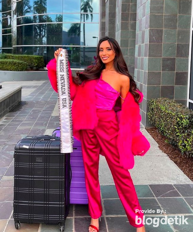 Kataluna Enriquez membuat sejarah menjadi transgender wanita pertama yang ikut kontes kecantikan Miss USA. Sebelumnya dia adalah juara kontes kecantikan Miss Nevada 2021. Foto: dok. Instagram/@mskataluna