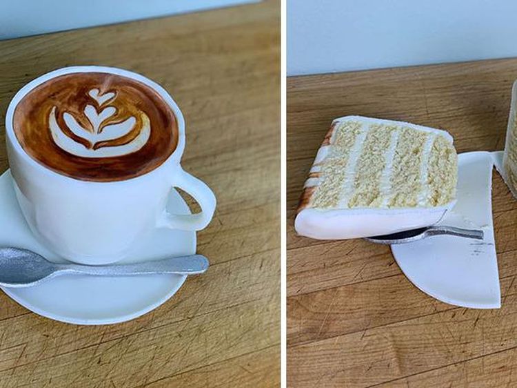 Wow! 10 Kue Ini Berbentuk Persis Benda Aslinya