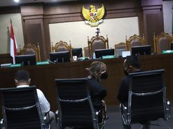 Nia Ramadhani Minta Sidang Virtual, Hakim: Tidak Diatur Seperti Itu
