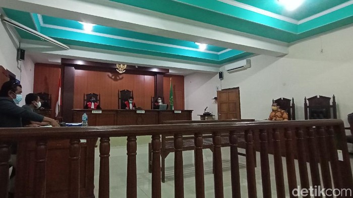 Persidangan di Pengadilan Negeri Kudus, Kamis (2/12/2021).