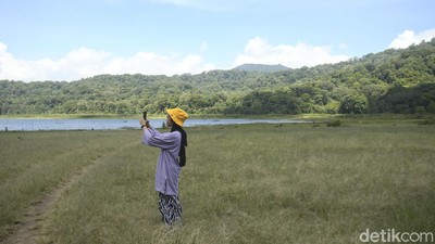 Pesona Danau Tamblingan Bali yang Cocok Buat Healing