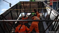 Ada satu korban luka dari insiden tersebut.