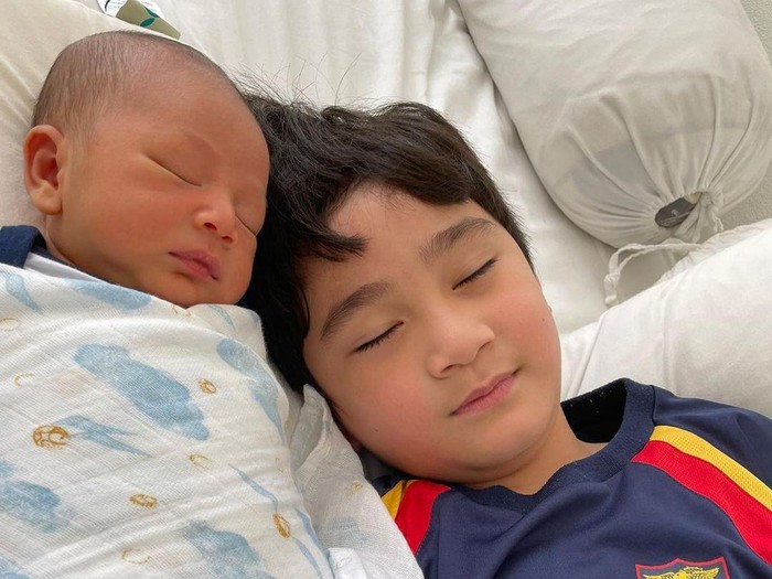 Potret Rafathar dan Rayyanza