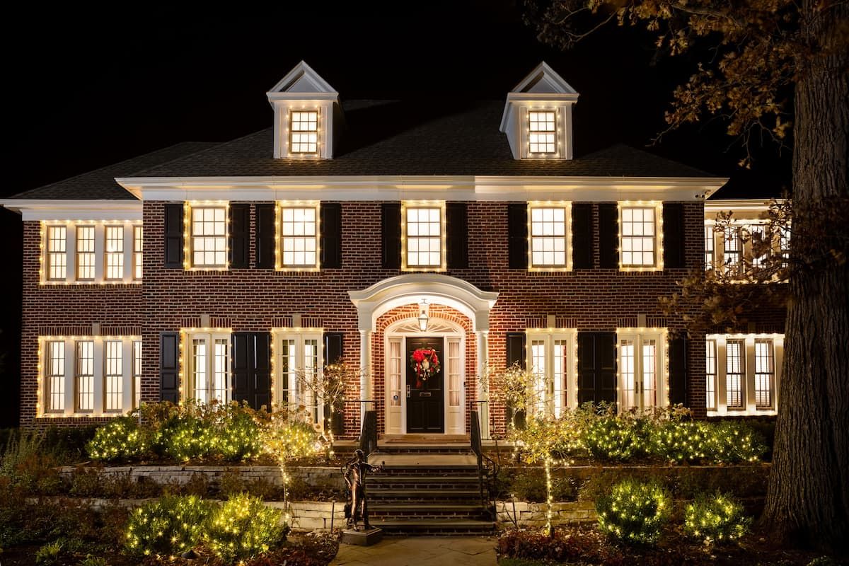 Rumah Home Alone disewakan buat liburan. Rumah ini bisa dipesan untuk ditinggali lewat AirBnB.
