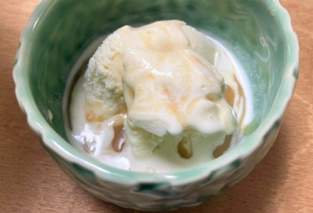 Sisa Kuah Mie Instan Dijadikan Saus Es Krim