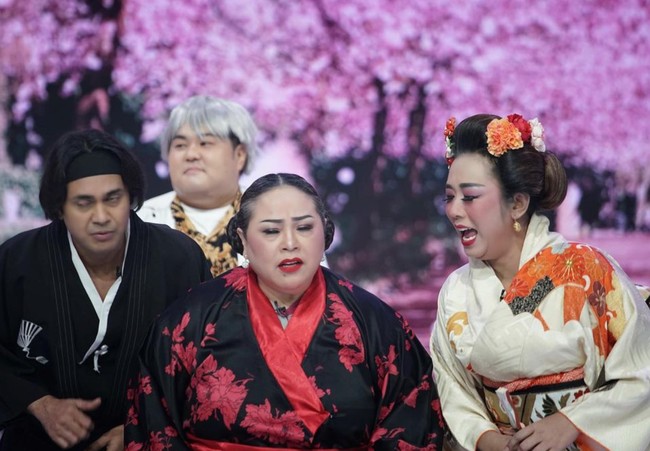 Penampilan Soimah itu pun berhasil mencuri atensi netizen. Hingga saat ini unggahannya itu telah disukai lebih dari 6,4 ribu orang dan mendapat beragam komentar. Foto: Instagram/@showimah