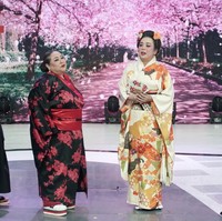 Tampil dengan kimono Jepang, penampilan Soimah disebut netizen mirip Oshin. Kok mirip OSHIN mak @showimah wayu tenan, tulis salah seorang netizen. Ayune make dadi Oshin, komentar lainnya. Foto: Instagram/@showimah