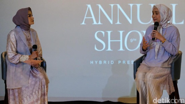 Pada acara ini, Soraya menjadi moderator dalam sesi tanya jawab.  