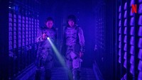 Di sana, para pasukan elit harus menjalani sebuah misi rahasia di sebuah lokasi yang menyimpan banyak misteri. Foto: (dok. Instagram @netflixkr)