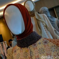 Ria Miranda mengatakan, susunan annual show kali ini kental dengan budaya. Beberapa koleksi Ria Miranda juga ditunjukkan di workshop. Busana terbaru Minang Memoria turut dipamerkan.