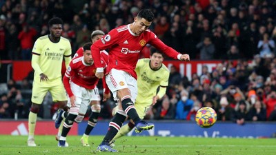 20 Algojo Penalti Tersubur Abad ke-21, Ronaldo-Messi di Dua Besar
