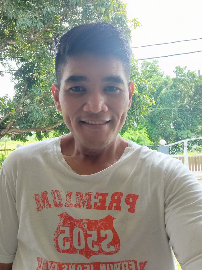 Walaupun saat ini berat badan Ahmad sudah jauh turun dan membuat penampilannya sangat berbeda, namun Ahmad tak mau langsung berpuas diri. Dia merasa bahwa perjalanannya masih jauh dan akan terus menjalani gaya hidup yang sehat. Foto: Facebook