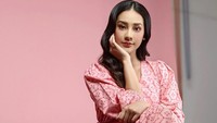 Memulai karier sebagai YouTuber dan selebgram, Anya Geraldine saat ini bertransformasi menjadi seorang model dan aktris. Foto: Instagram @anyageraldine