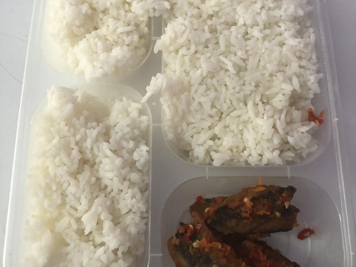 Bekal makanan Begini Jadinya Kalau Ayah yang Siapkan Bekal Makanan untuk Anak