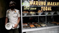 Terlebih saat ini, dunia termasuk Indonesia tengah mewaspadai kemunculan virus Corona varian Omicron yang telah merebak di sejumlah negara, salah satunya Singapura, negara tetangga Indonesia.