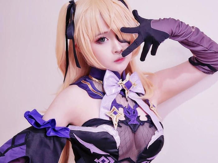 Clarissa Punipun sempat kerja kantoran selama lima tahun sebelum mantap jadi cosplayer.