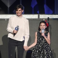 Katie Holmes kemudian mendapat hak asuh penuh atas putri satu-satunya yang diproses hanya 11 hari setelah perceraian. Foto: AP/Kathy Willens