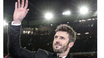 Michael Carrick memutuskan meninggalkan MU sebagai pelatih. Dalam tiga pertandingan yang ia tangani, semuanya memberikan hasil yang memuaskan. Foto: Twitter