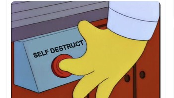 Arsenal sering merusak permainan meraka sendiri. Foto: Twitter