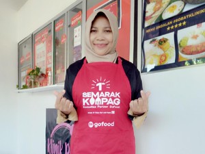 Riset LD FEB UI: Rerata Pendapatan Mitra UMKM GoFood Naik 66% di 2021