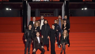 Pesta Akhir Money Heist dan para Pemerannya