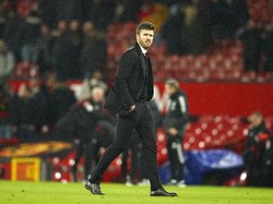 Di akhir laga MU vs Arsenal, Michael Carrick&nbsp;juga mengumumkan kepergiannya dari Setan Merah setelah jadi caretaker sembari menunggu Rangnick datang.&nbsp;(Foto: AP/Dave Thompson)
