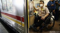Hal tersebut merupaka upaya memperbaiki layanan perkeretaapian termasuk meningkatkan aksesibilitas di kereta dan stasiun.