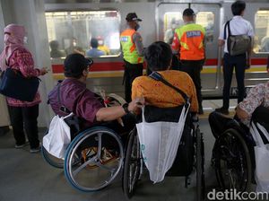 Stasiun Jatinegara Sediakan Fasilitas Khusus untuk Para Difabel