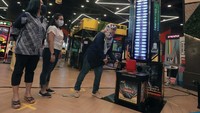 General Marketing Timezone Indonesia Kikie Randini, Head of People and Culture Timezone Indonesia Rika Jatnikaningsih dan General Manager Business Development Timezone Indonesia Elisabeth saat peluncuran Timezone Rewards Reclaim Your Fun!