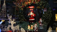 Yuk kita sambut Natal dengan tidak mudik dan tetap taat prokes ya.