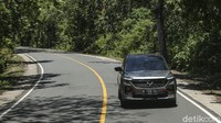 Kali ini, detikOto bersama tim detikTravel dan detikFood melakukan road trip dari Jakarta ke Bali dan kembali ke Jakarta sejauh lebih dari 3.000 km. 