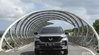 Wuling membawa SUV canggih Almaz RS ke pasar SUV di Tanah Air. Dengan segudang fitur mumpuni dan mesin turbo yang bertenaga, Wuling Almaz RS terbilang asyik untuk dikendarai.