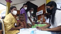 Perusahaan Umum Badan Urusan Logistik (Perum Bulog) Kantor Wilayah (Kanwil) provinsi Nusa Tenggara Timur (NTT) menyalurkan beras Fortivit untuk 382 Balita Bawah Garis Merah (BGM) di kabupaten Kupang.