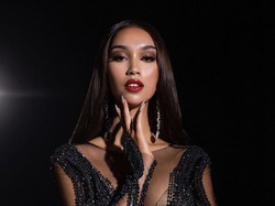 8 Aksi Sophia Rogan Pakai Gaun Malam dan Swimsuit di Miss Grand International