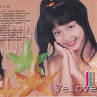 Lahir di Manado, Sulawesi Utara, pada 13 Maret 1990, Velove Vexia mengawali kariernya di dunia hiburan sebagai penyanyi cilik. Mungkin kalian pernah mendengar lagunya, Tikus Nakal yang dirilis pada 2000. (Foto: Instagram)
