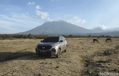 Jati Diri Wuling Almaz Turbo di Savana Tianyar Bali