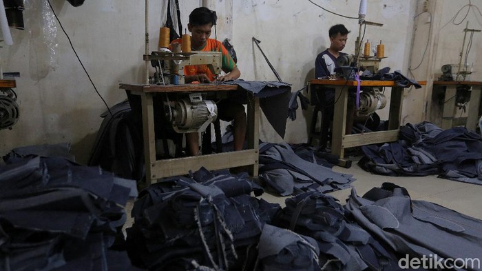 Dag Dig Dug Industri Tekstil soal Kenaikan Listrik Tahun Depan Kenaikan tarif dasar listrik (TDL) pada tahun depan berpotensi menghambat momentum pertumbuhan dan pemulihan industri, khususnya tekstil.