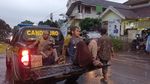 Foto-foto Evakuasi Korban Letusan Gunung Semeru