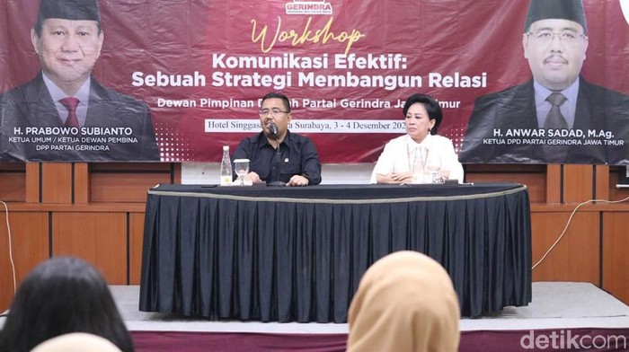 DPD Partai Gerindra Jatim menggelar workshop untuk kader perempuan. Workshop digelar di Hotel Singgasana, Surabaya mulai 3-4 Desember 2021.