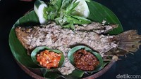 Ingkung gurame ini bisa jadi menu pilihan saat kamu sedang mengunjungi Bantul.