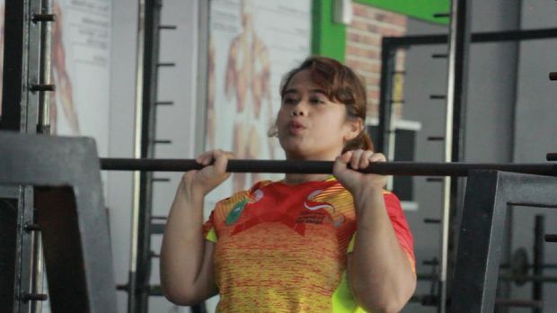 Karyawan Alfamart Ini Raih Perak Angkat Besi Peparnas Papua